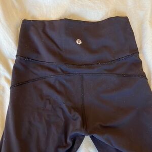 LAST CHANCE: LULULEMON BLACK LEGGINGS